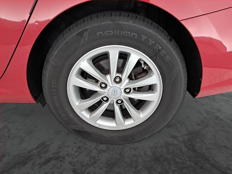 Hyundai i30 (2018) 1.0 T-GDI, Serv.kniha - fotka 14 z 16