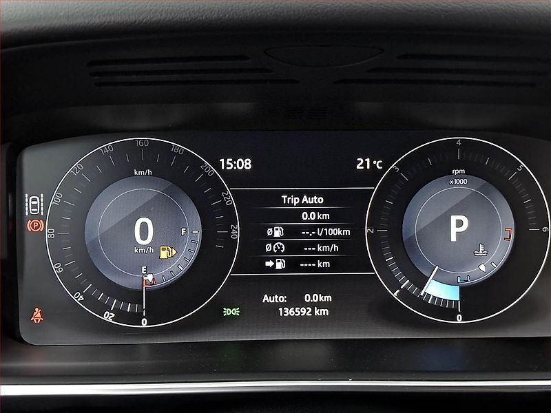 Land Rover Range Rover Sport (2017) 3.0 SDV6 - fotka 11 z 23