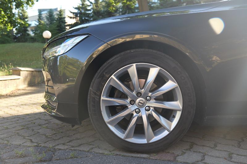 Volvo V90 D4 AWD Diesel NezTopení Záruka - fotka 11 z 35