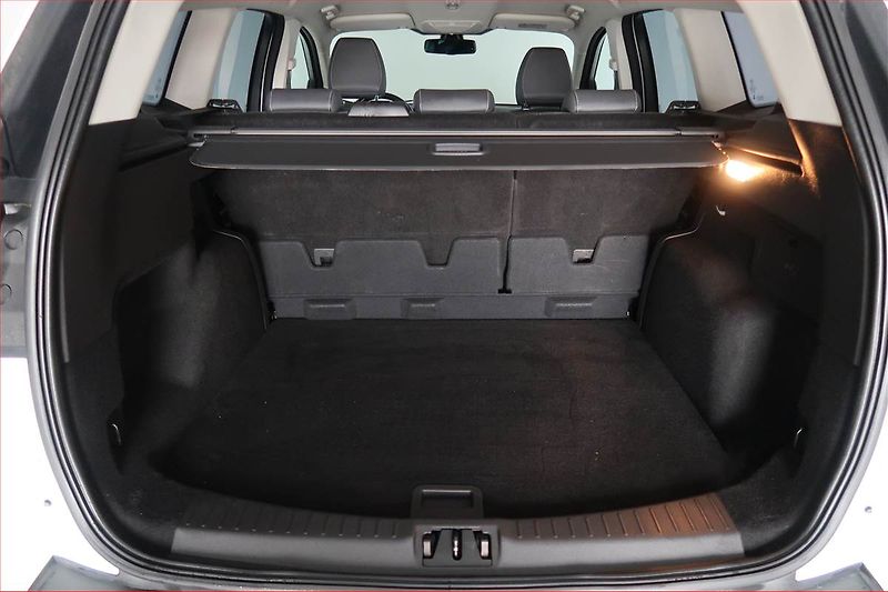 Ford Kuga (2019) 1.5 EcoBoost, ČR,1.maj - fotka 14 z 18