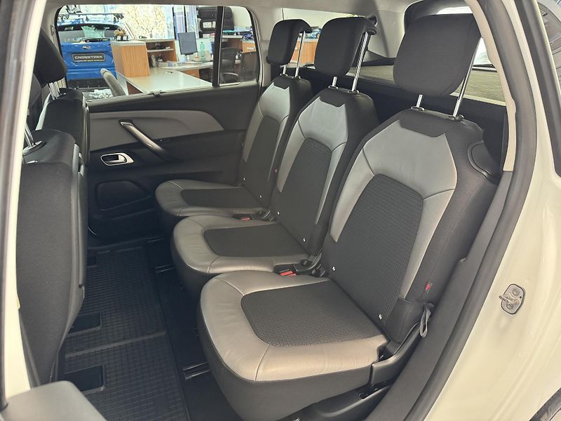Citroën Grand C4 SpaceTourer 1.5 Blue HDi 130 EAT8 Shine P. - fotka 15 z 53