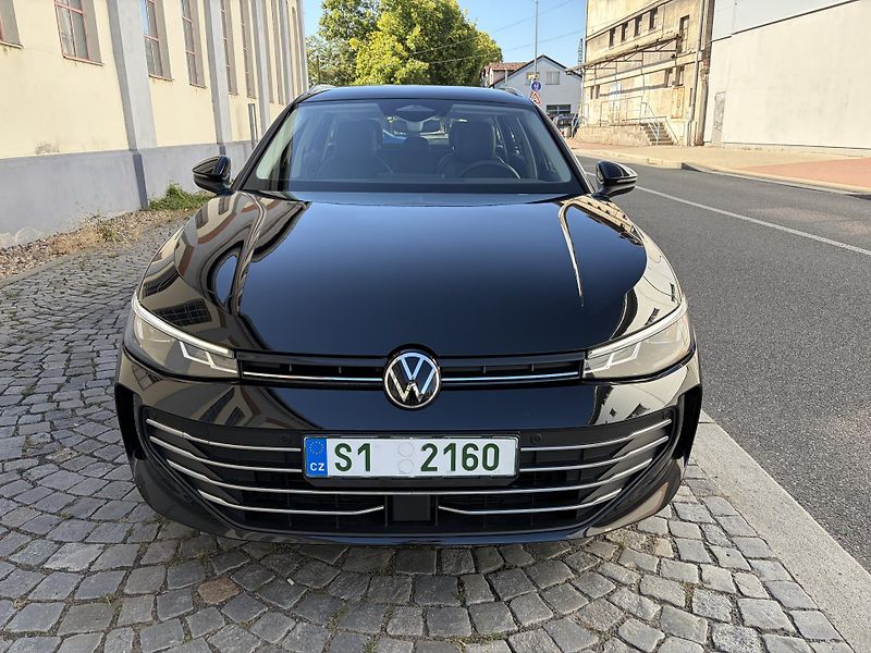 Volkswagen Passat 2,0 TDI Business - fotka 3 z 33