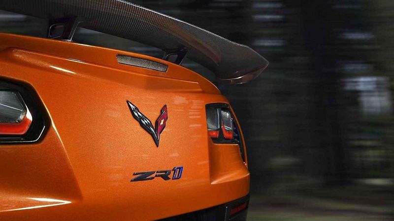 Chevrolet Corvette ZR1 při měření na brzdě.