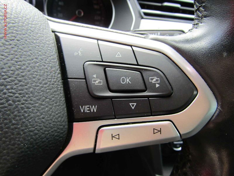 Volkswagen Passat (2020) 2.0TDi, Business, DSG, navi - fotka 16 z 17