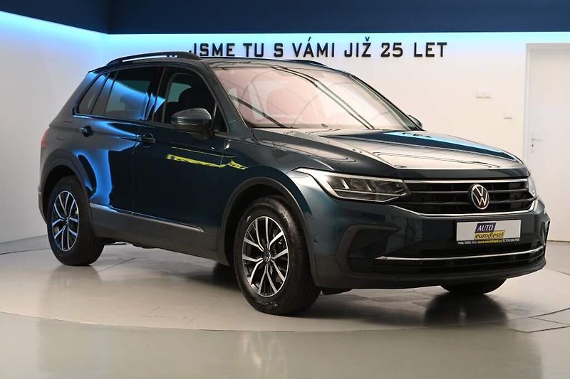 Volkswagen Tiguan (2022) 2.0 LED ACC SCR LIFE ECOBLUE - fotka 4 z 35