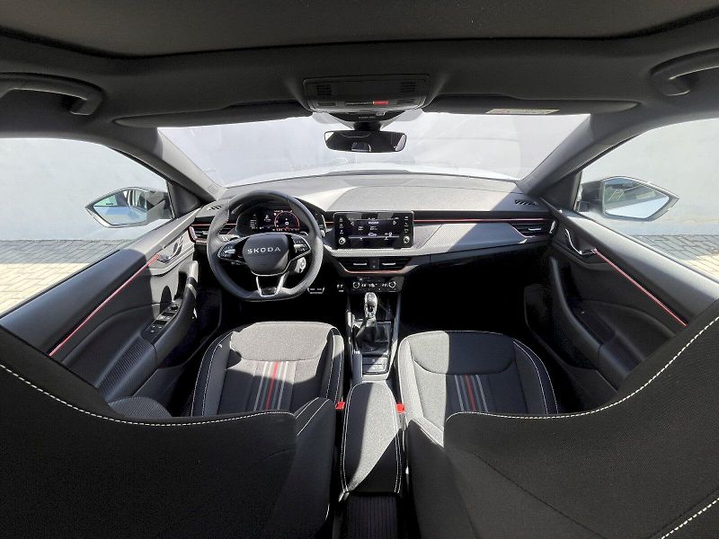 Škoda Kamiq (2025) 1,5TSI 110KW DSG MONTE CARLO - fotka 5 z 26
