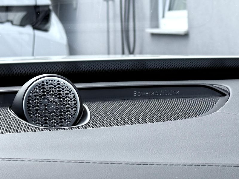Volvo XC90 B5 AWD ULTRA BRIGHT // +kola  - fotka 50 z 59