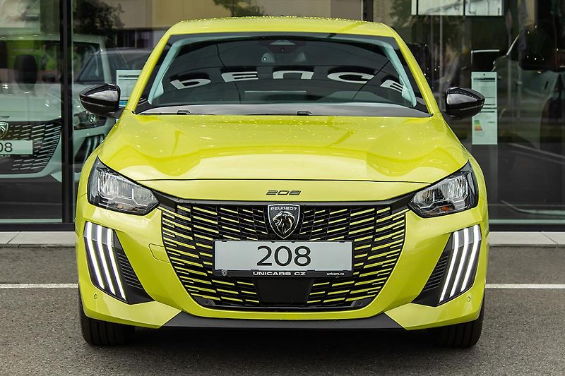 Peugeot 208 (2026) ALLURE Elektromotor 100 - fotka 2 z 19