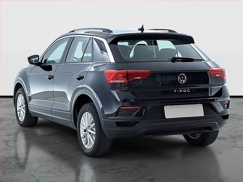Volkswagen T-Roc (2021) 1.0 TSI, ČR,1.maj - fotka 4 z 17