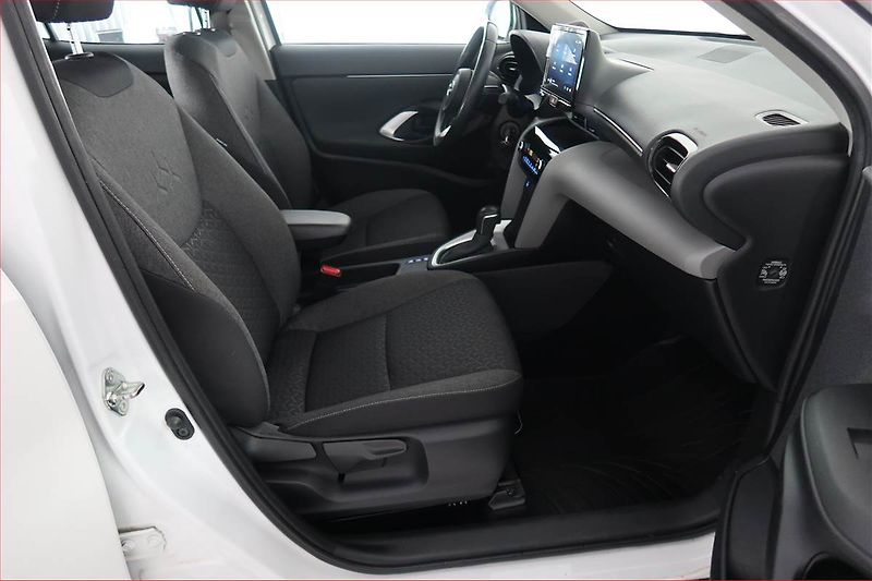 Toyota Yaris Cross (2022) 1.5 VVT-iE - fotka 9 z 17