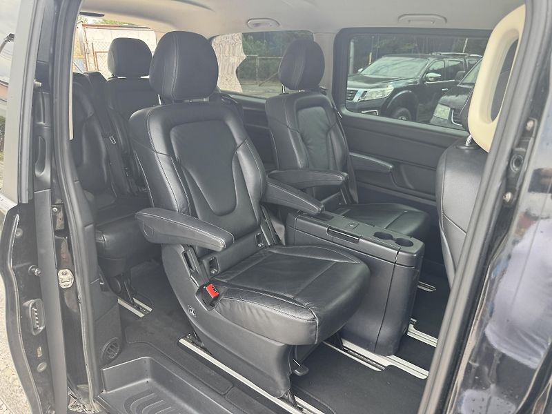 Mercedes-Benz Třídy V (2015) V 250D,4MATIC,BLUETEC - fotka 22 z 32