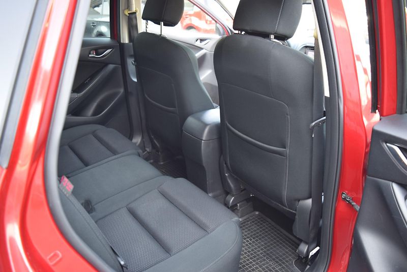 Mazda CX-5 (2015) 2.0i SKYACTIV-G 121kw CENTRE-L - fotka 41 z 44