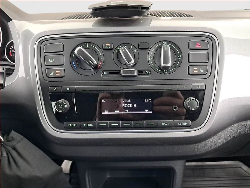 Škoda Citigo (2017) 1.0 MPI, ČR,1.maj - fotka 12 z 16