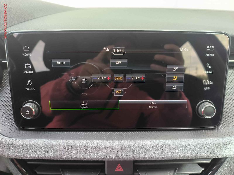 Škoda Kamiq (2024) 1.0 TSi, Selection, DSG - fotka 15 z 24