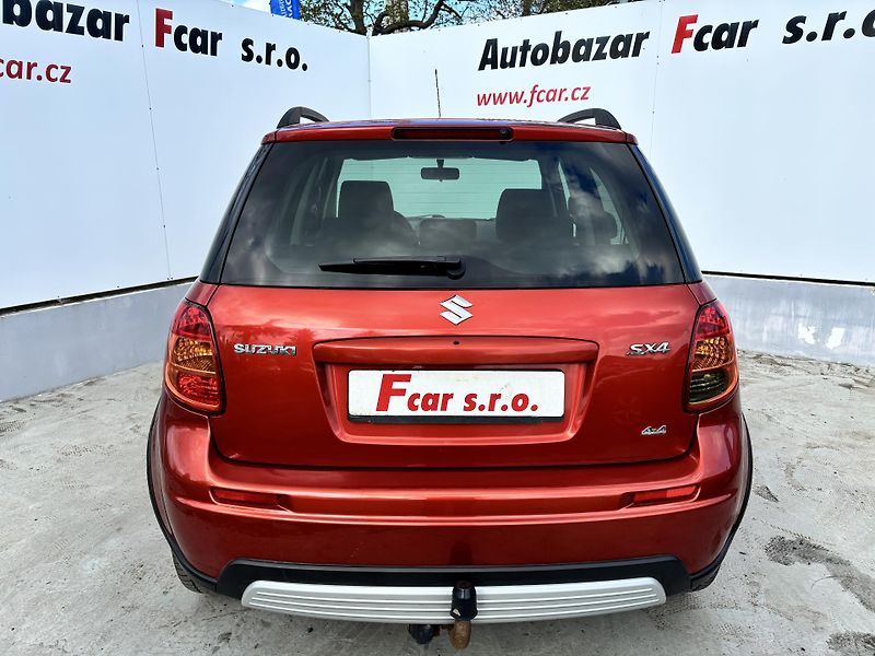 Suzuki SX4 (2007) 1.6 VVT 79KW 4x4 - fotka 7 z 26