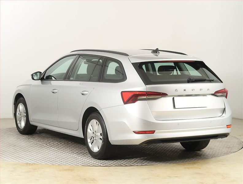 Škoda Octavia (2023) Ambition 2.0 TDI - fotka 4 z 18