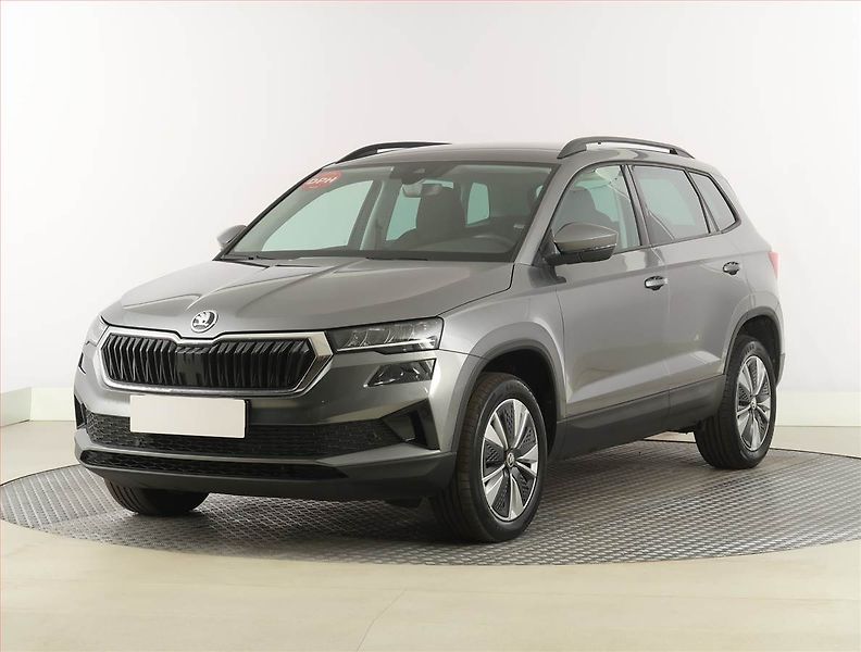 Škoda Karoq (2024) 2.0 TDI, digi klima - fotka 2 z 24