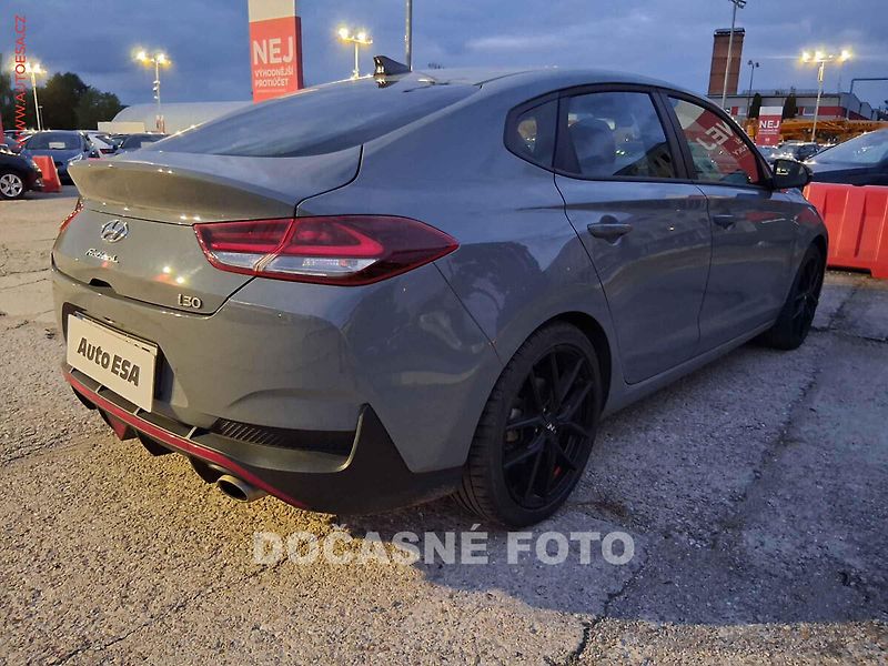Hyundai i30 (2024) 1.5 T-GDi G4LK, 1.maj,ČR - fotka 2 z 3