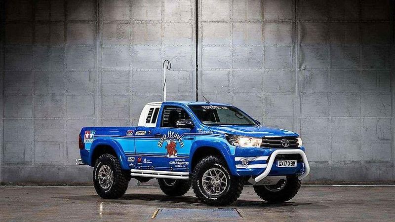 Toyota Hilux Bruiser.