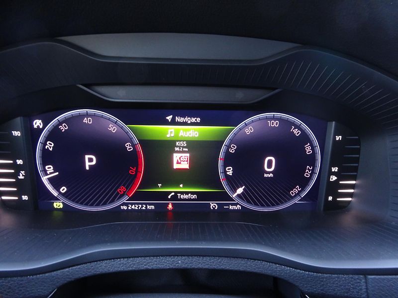 Škoda Karoq 1.5TSi DSG taž.zař. Plná nádrž - fotka 41 z 50