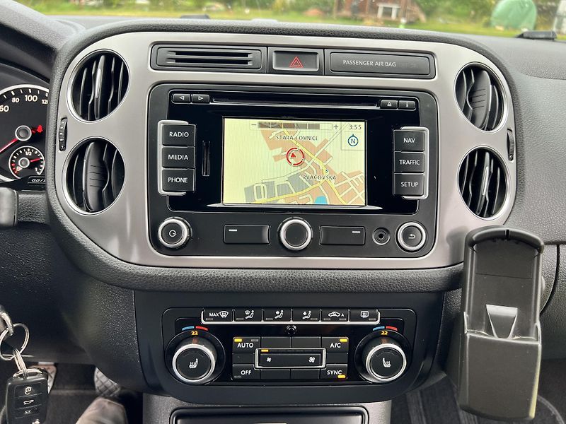 Volkswagen Tiguan 2.0TDI 103KW,4x4,SPORT,LOUNGE - fotka 39 z 49