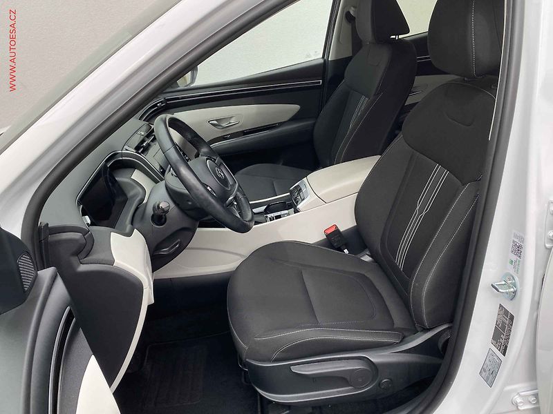 Hyundai Tucson (2023) 1.6 T-GDi, 1.maj,ČR, Smart - fotka 9 z 19