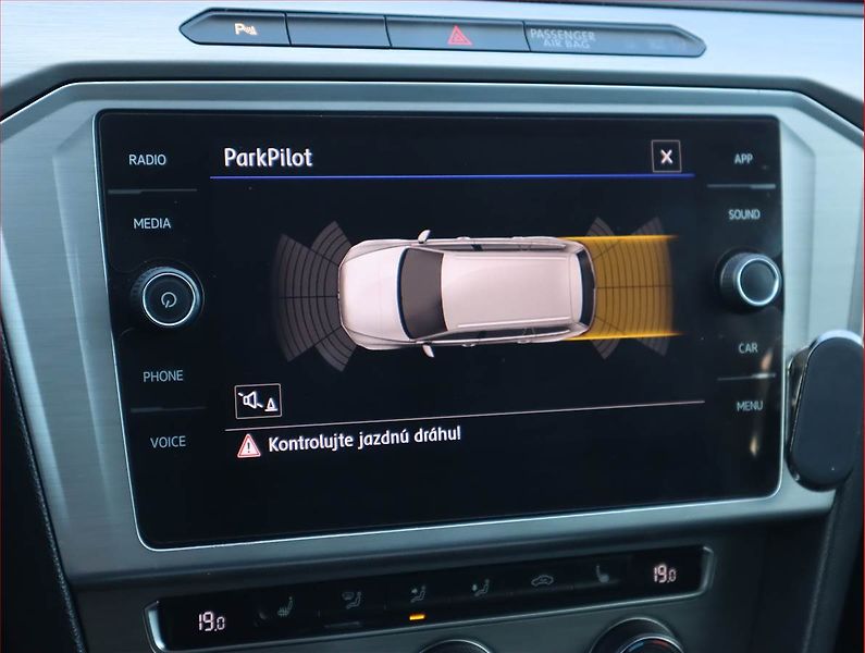 Volkswagen Passat (2017) Comfortline 2.0 TDI, Automat - fotka 20 z 20