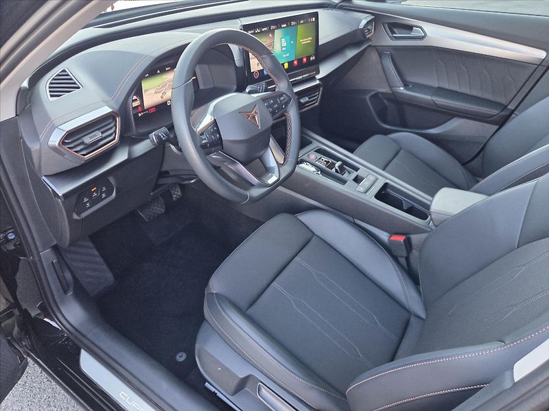 Cupra Formentor 2,0 TSi DSG 4x4 Záruka2029 ČR - fotka 9 z 22