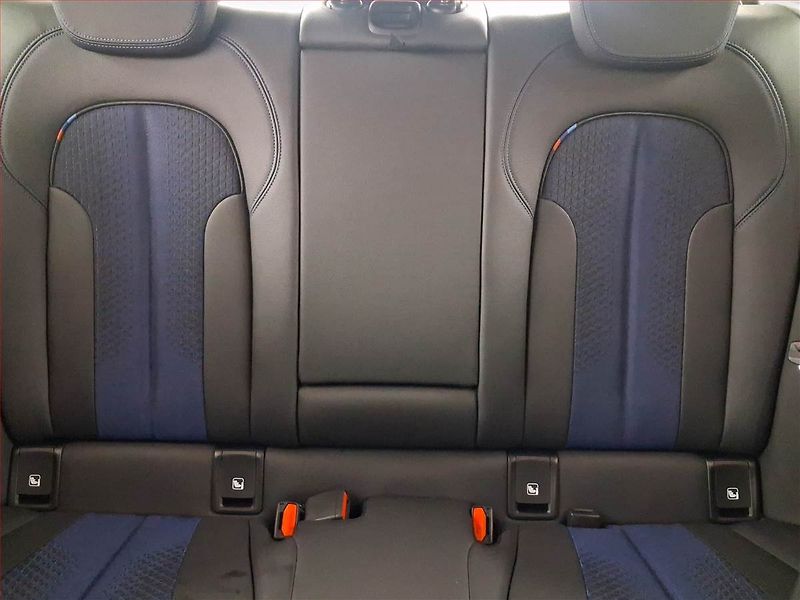 BMW Řada 2 (2022) M Paket 218i Gran Coupé - fotka 10 z 15
