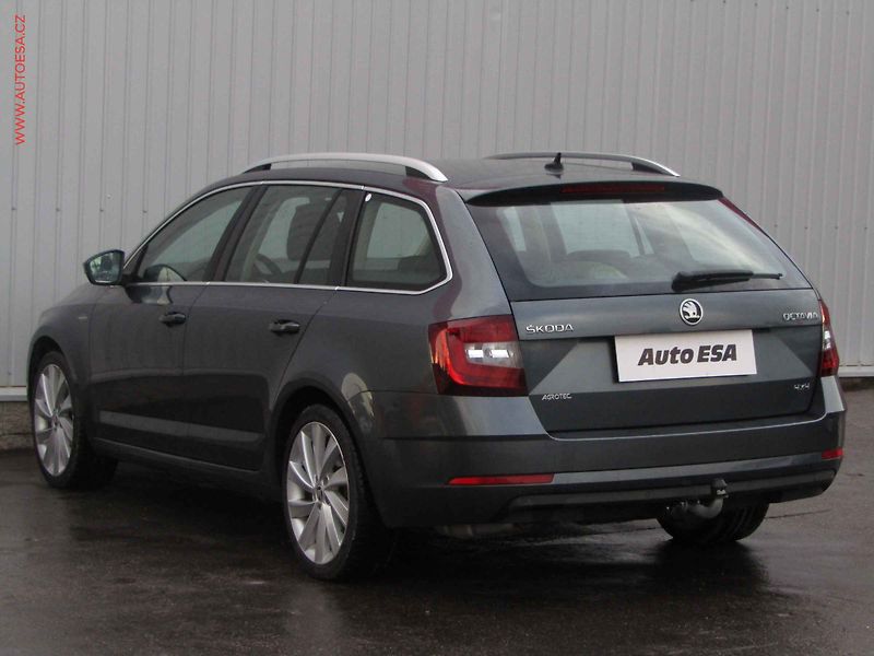 Škoda Octavia (2017) 2.0 TDi 4x4, 2.maj,ČR, L&K - fotka 6 z 25