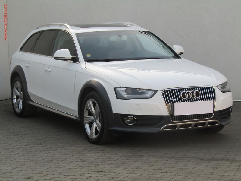 Audi A4 Allroad (2011) 2.0 TSFi - fotka 1 z 3