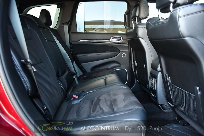 Jeep Grand Cherokee 6.2 V8 TRACKHAWK ČR 1M - fotka 16 z 49