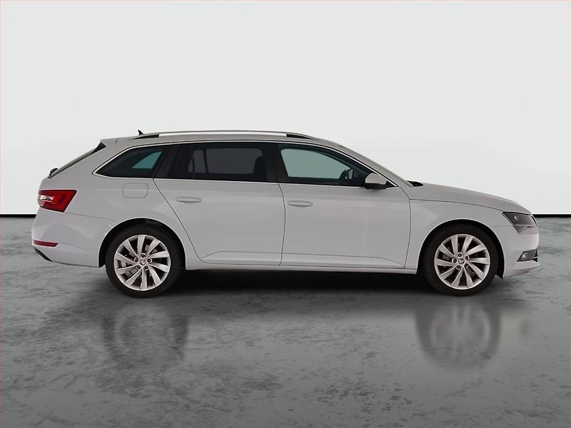 Škoda Superb (2015) Style Plus 2.0 TDI, 4X4 - fotka 6 z 23