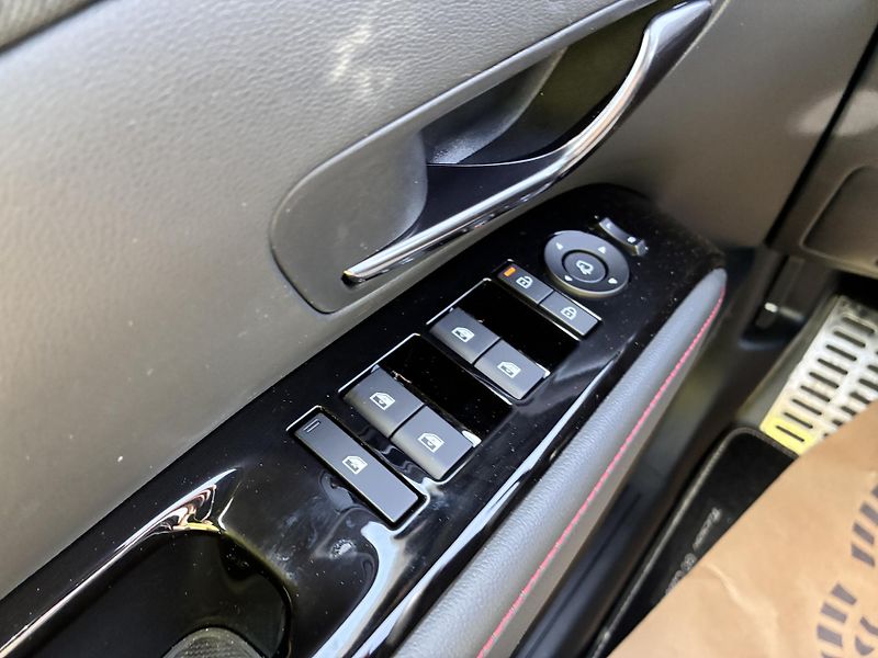Hyundai Tucson 1.6T-GDI 110kW REZERVACE - fotka 22 z 27