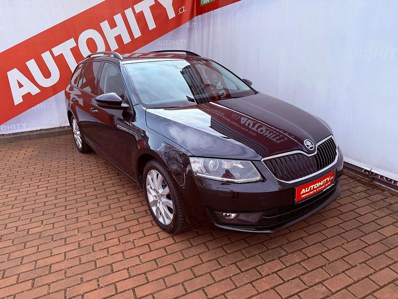 Škoda Octavia 2.0 TDi DSG Style, Navi - fotka 3 z 25