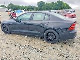 Volvo S60 (2023) PLUS - náhled 2
