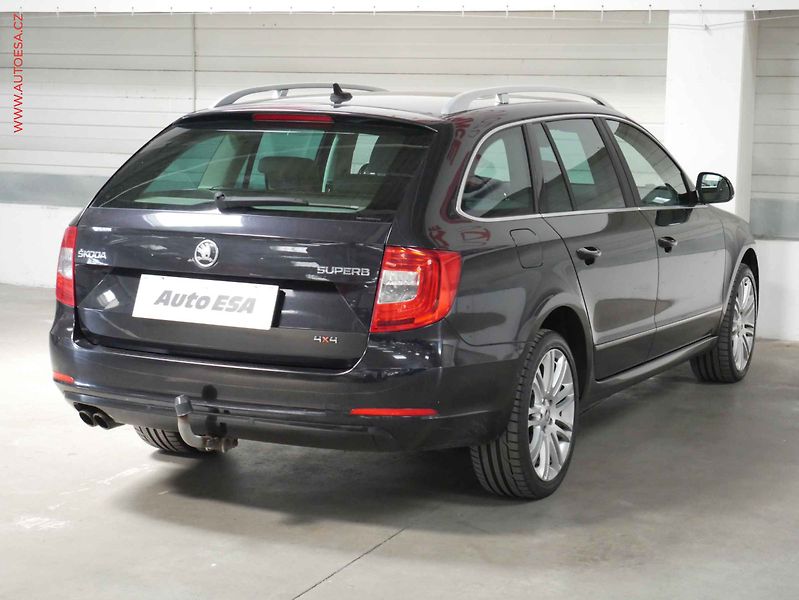 Škoda Superb (2013) 2.0 TDi 4x4, 2.maj, DSG - fotka 6 z 25
