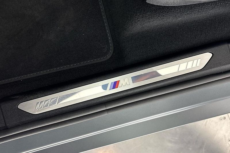 BMW X7 xDrive40d - fotka 21 z 30