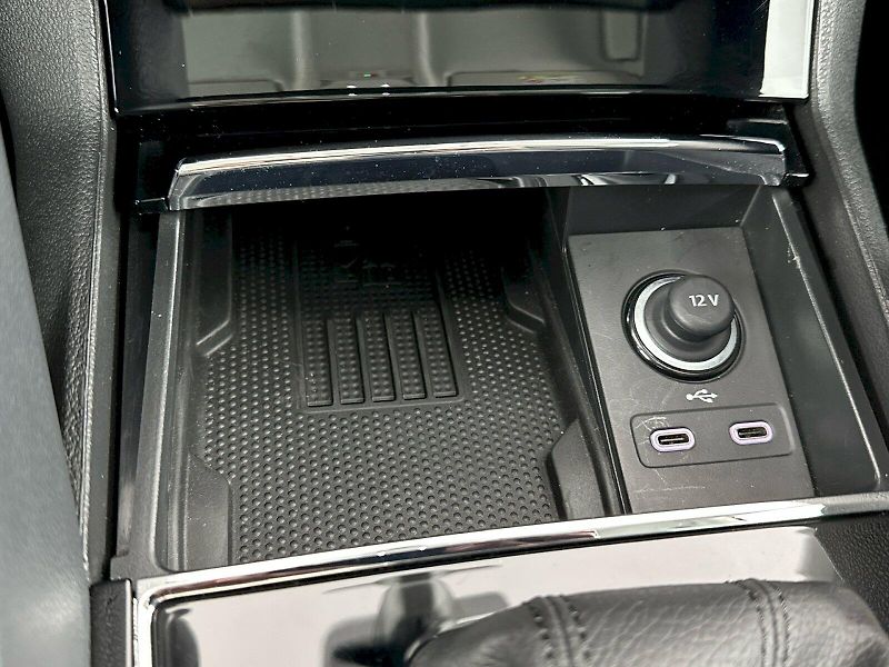 Škoda Karoq (2025) DSG 2.0TDI 110kW 4x4 Top Selec - fotka 22 z 31