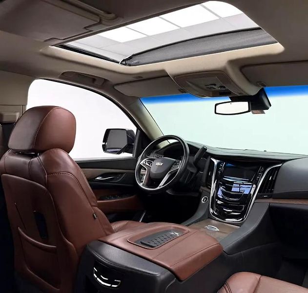Cadillac Escalade (2016) TOP SUV - fotka 15 z 19
