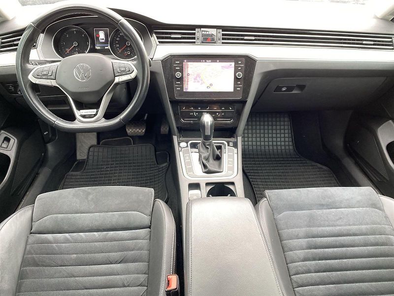 Volkswagen Passat (2020) Variant 2.0 TDI DSG 4Motion - fotka 5 z 34