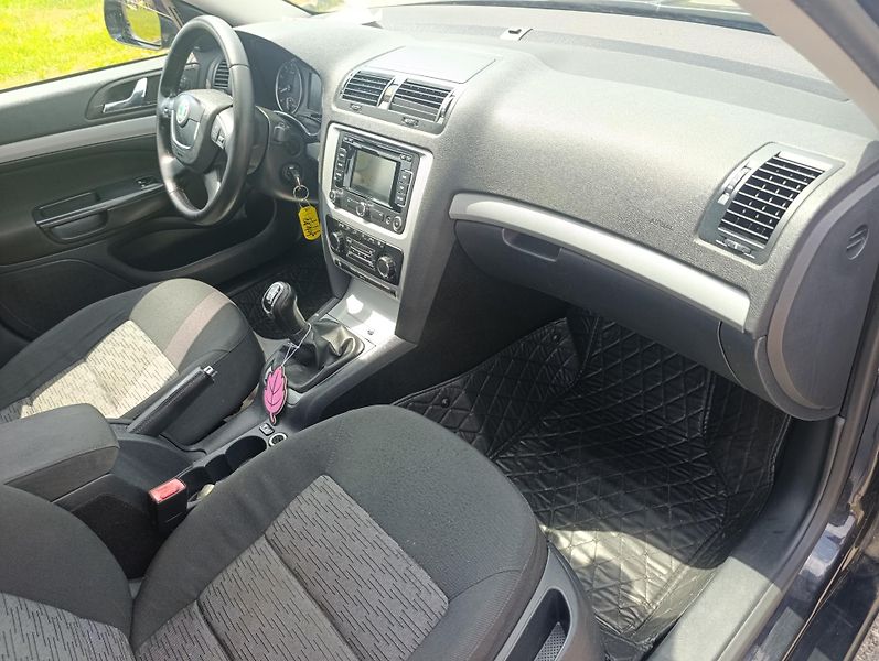Škoda Octavia (2012) 1.2 TSi 77kw navi tažné 6-kval - fotka 16 z 21