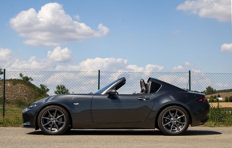 Mazda MX-5 - fotka 7 z 15