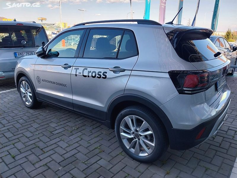Volkswagen T-Cross (2025) People 1.0 TSI 85 kW - fotka 2 z 9