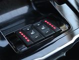 Ford Galaxy (2010) Ghia 2.0 TDCi, 7 míst - náhled 18