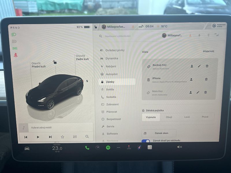 Tesla Model 3 LONG RANGE DUAL MOTOR SOH 96% - fotka 28 z 54