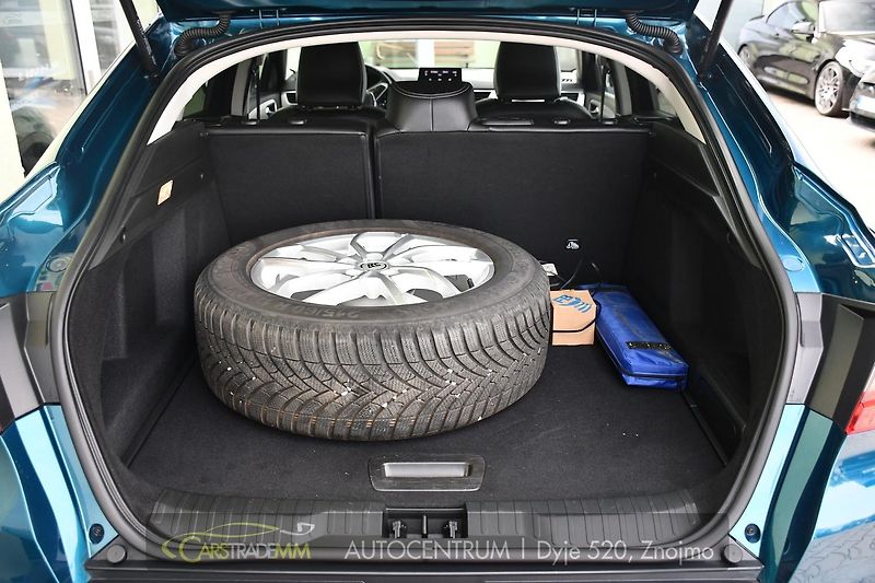 Renault Arkana 1.6E-TECH  - fotka 43 z 50