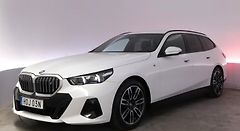 BMW i5 eDrive40 Touring SoH 96% Tažné - fotografie inzerátu
