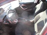 Peugeot 2008 1,2 i, klima,serv.kniha,tažné - náhled 13