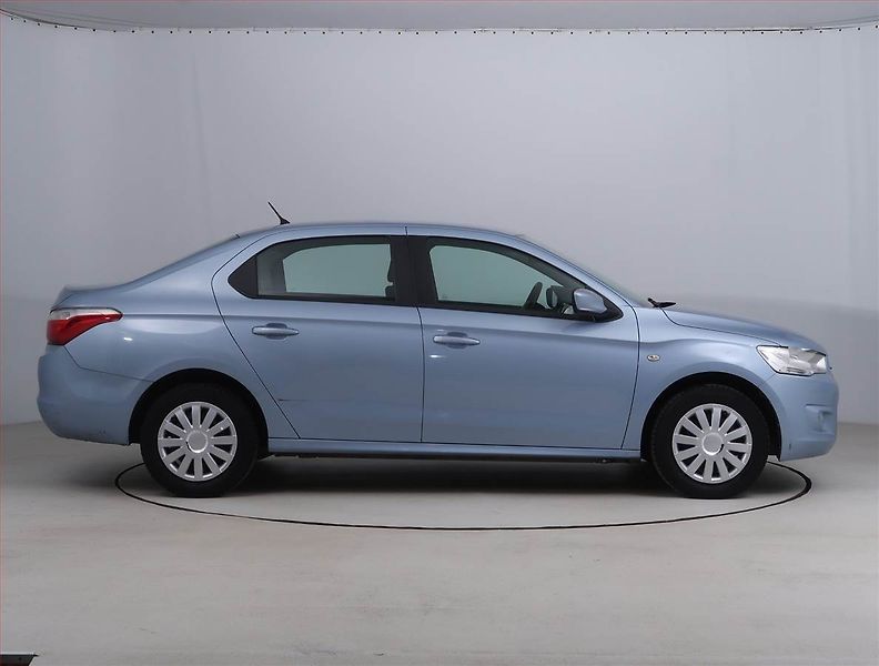 Citroën C-Elysée (2013) 1.2 VTi, jezdí výborně - fotka 6 z 14